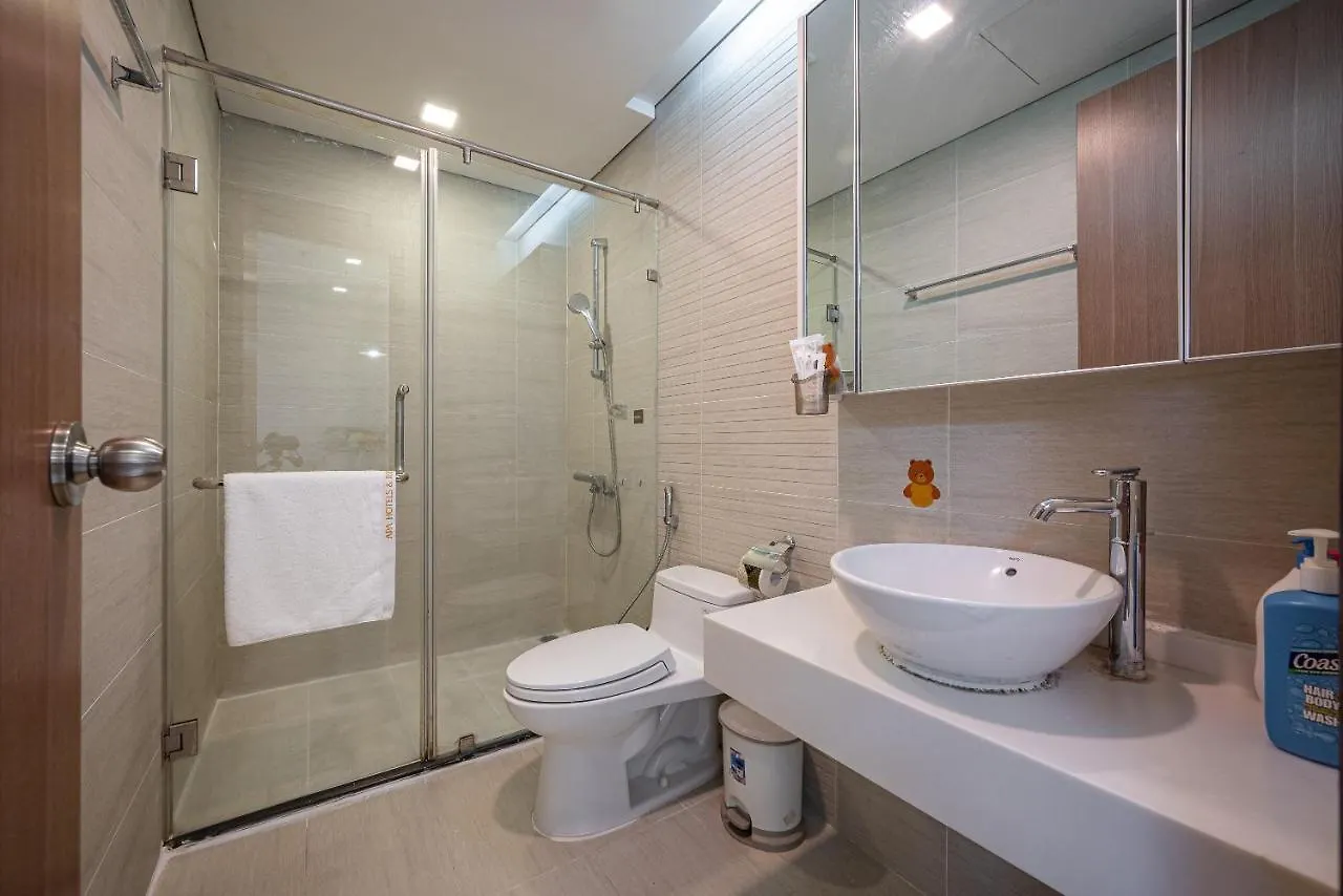 Luxury Apartment At Vinhomes Central Park Ho Chi Minh City
