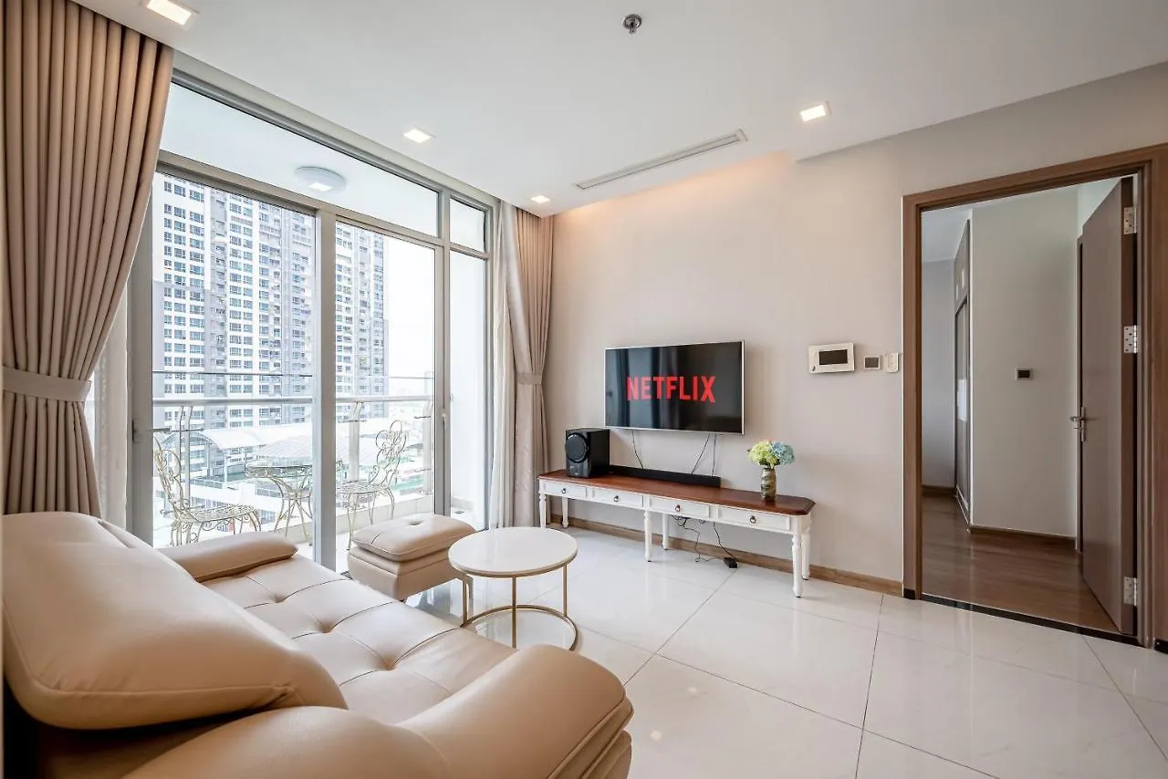 Luxury Apartment At Vinhomes Central Park Ho Chi Minh City