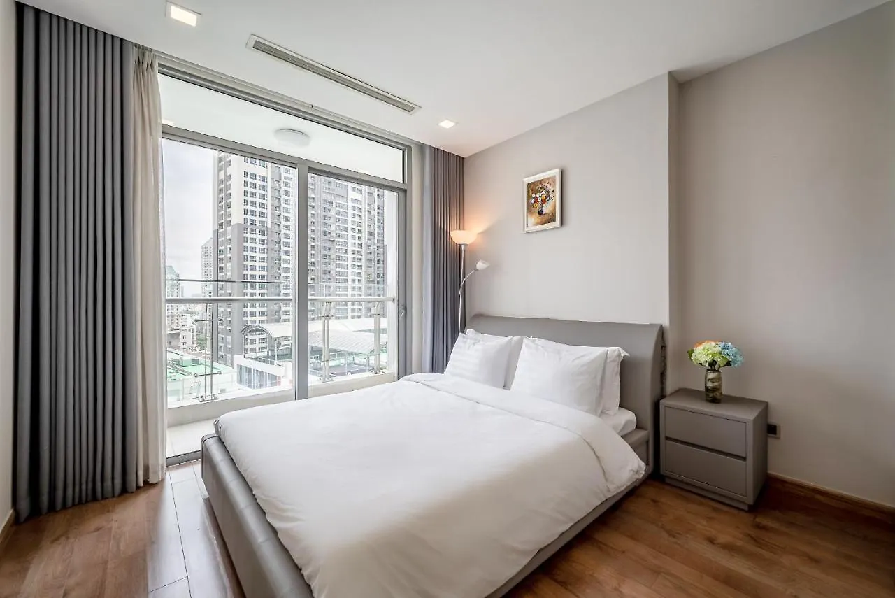 Luxury Apartment At Vinhomes Central Park Ho Chi Minh City 0*,