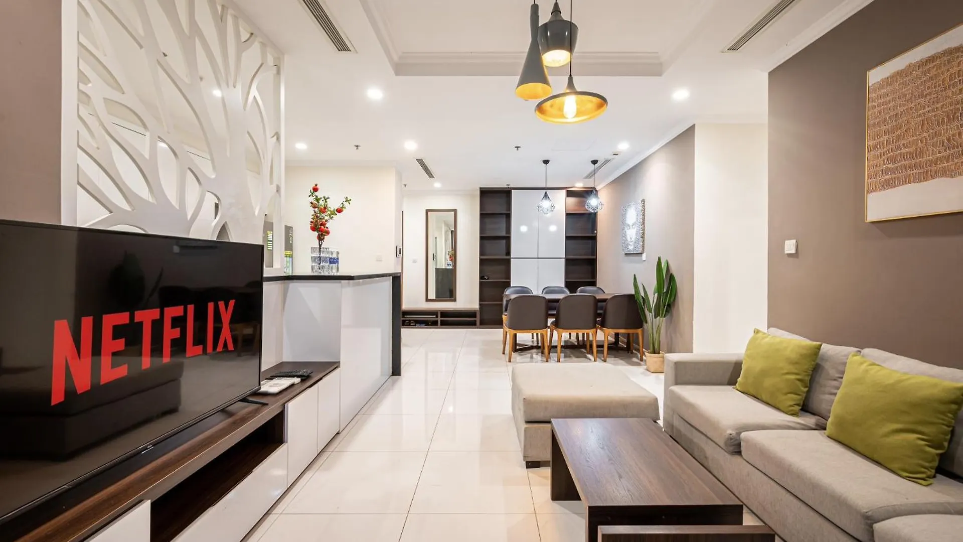 Luxury Apartment At Vinhomes Central Park Ho Chi Minh City