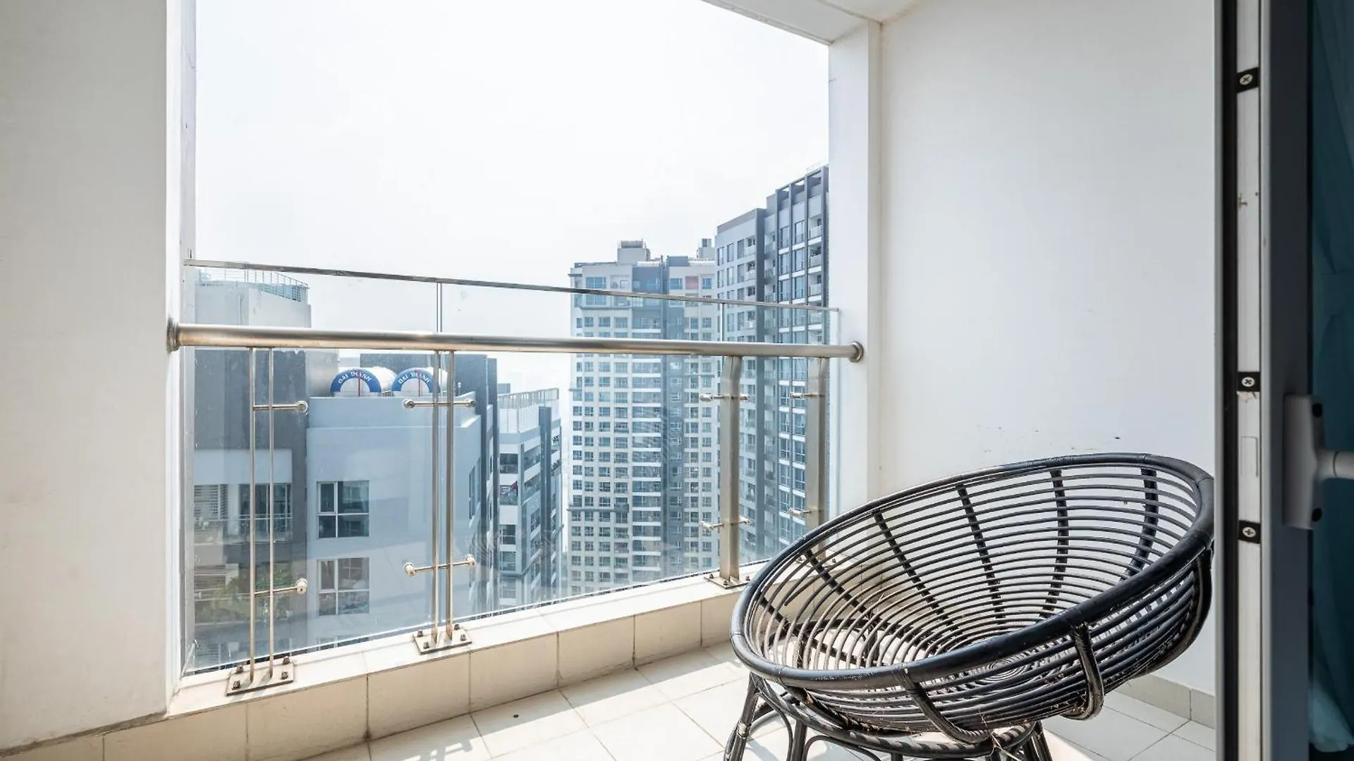 Luxury Apartment At Vinhomes Central Park Ho Chi Minh City