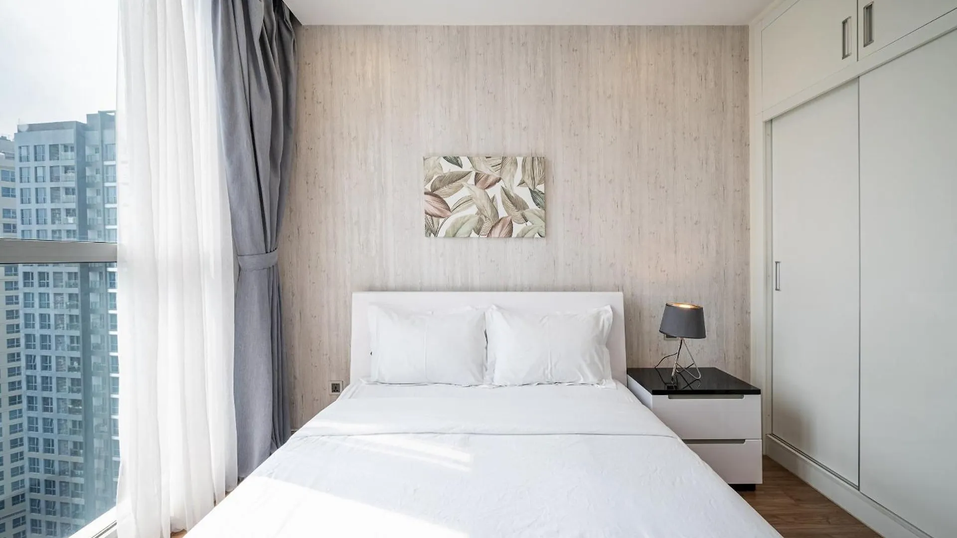 Luxury Apartment At Vinhomes Central Park Ho Chi Minh City
