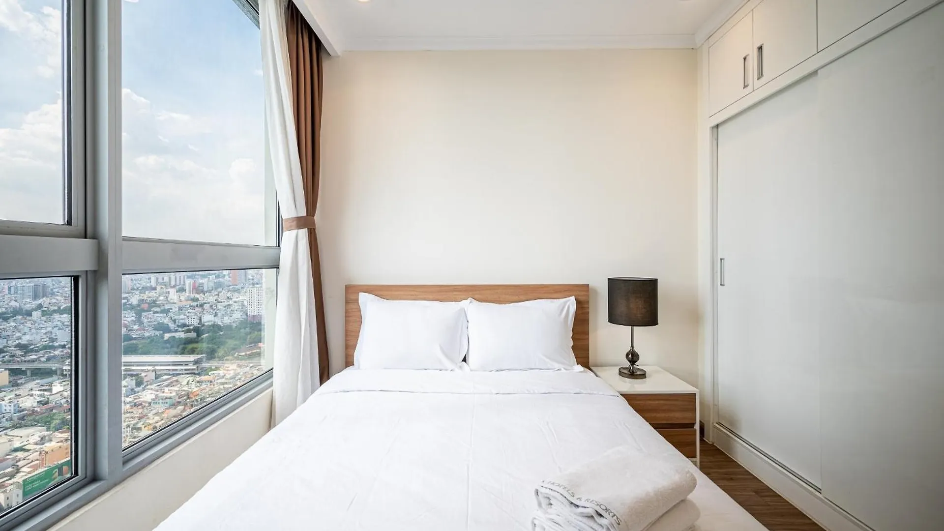 Luxury Apartment At Vinhomes Central Park Ho Chi Minh City Vietnam