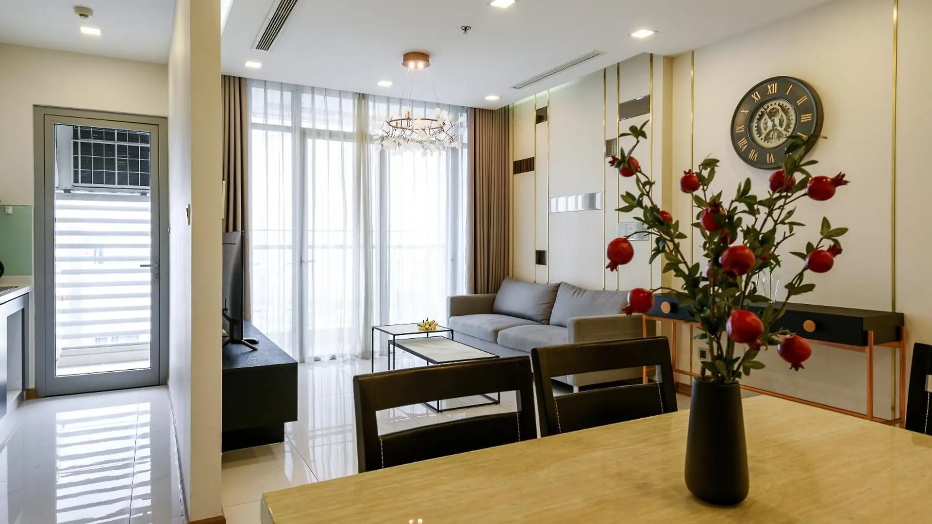 Luxury Apartment At Vinhomes Central Park Ho Chi Minh City Vietnam