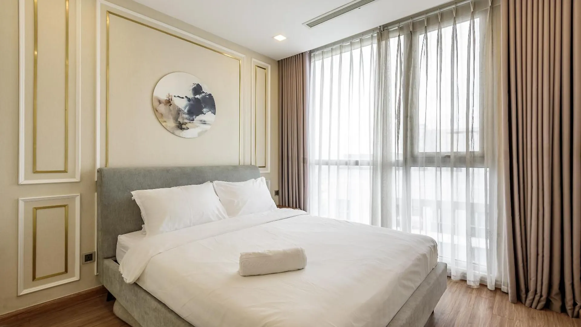 Luxury Apartment At Vinhomes Central Park Ho Chi Minh City