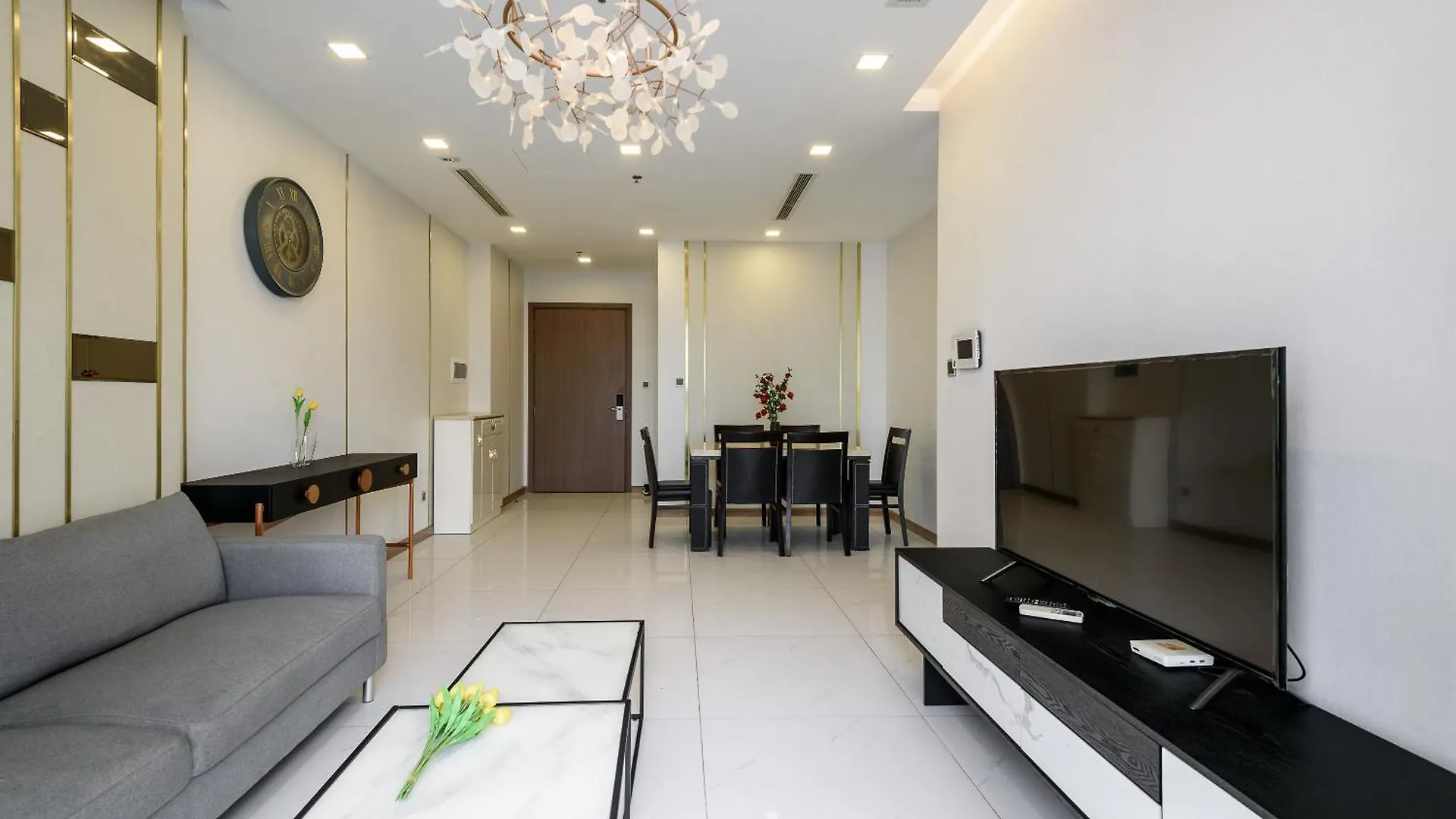 Luxury Apartment At Vinhomes Central Park Ho Chi Minh City
