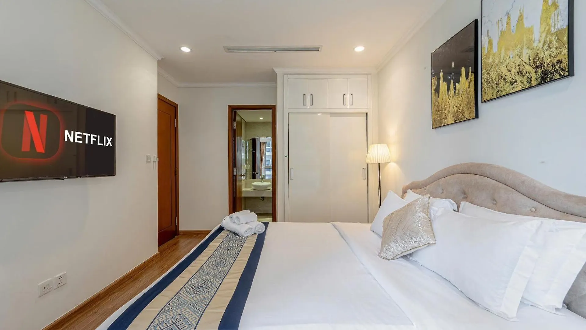 Luxury Apartment At Vinhomes Central Park Ho Chi Minh City 0*,