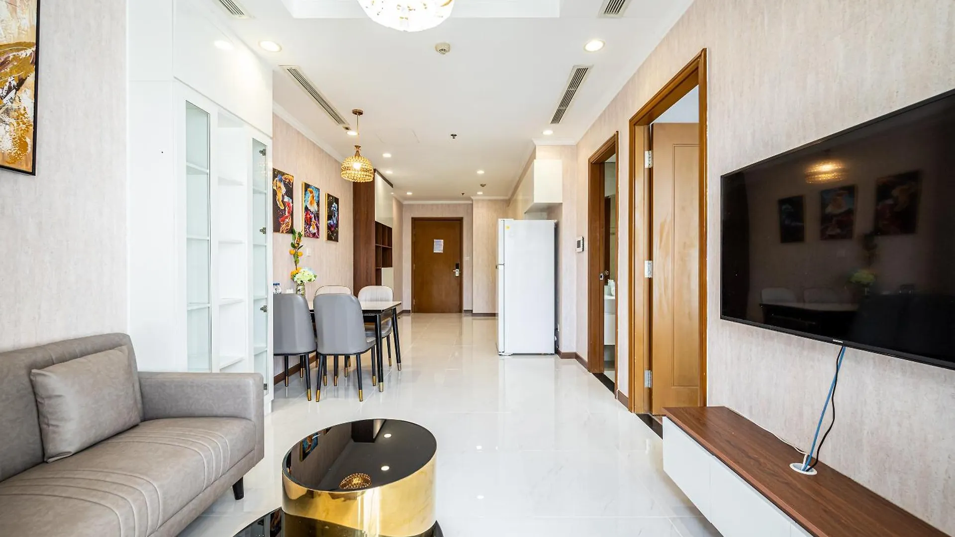 Luxury Apartment At Vinhomes Central Park Ho Chi Minh City 0*,  Vietnam