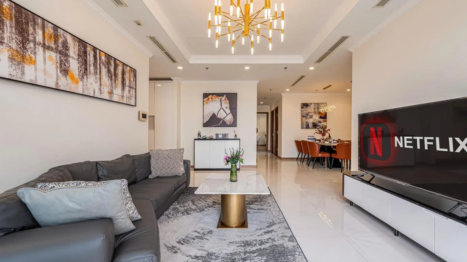 Luxury Apartment At Vinhomes Central Park Ho Chi Minh City