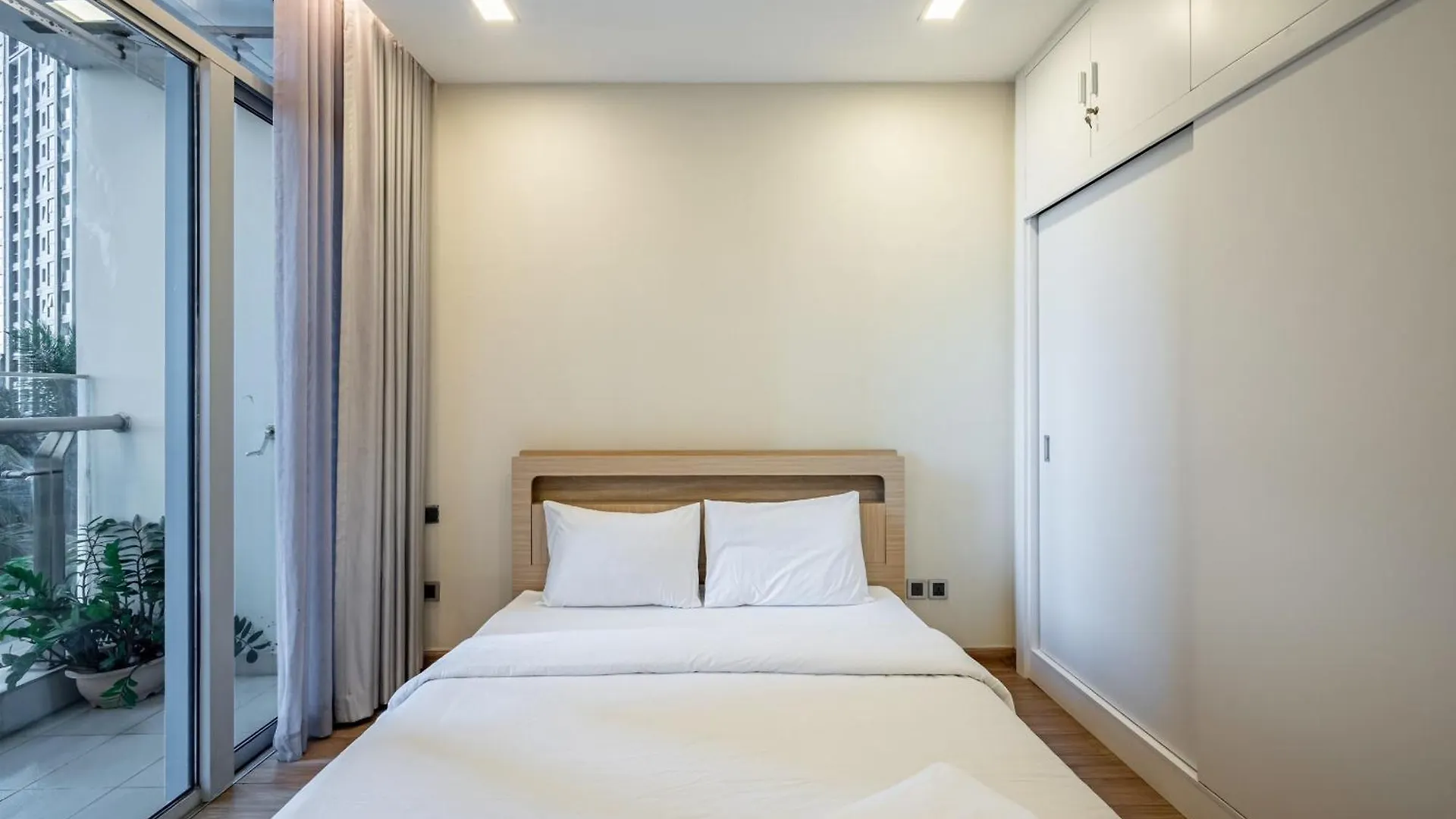 Luxury Apartment At Vinhomes Central Park ホーチミン市