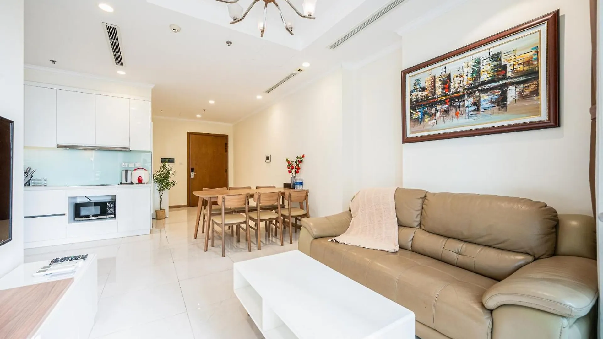 Luxury Apartment At Vinhomes Central Park ホーチミン市