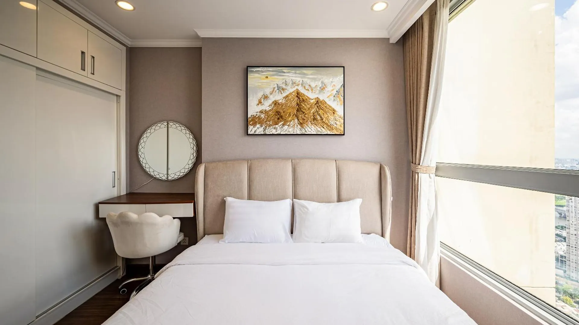 Luxury Apartment At Vinhomes Central Park ホーチミン市